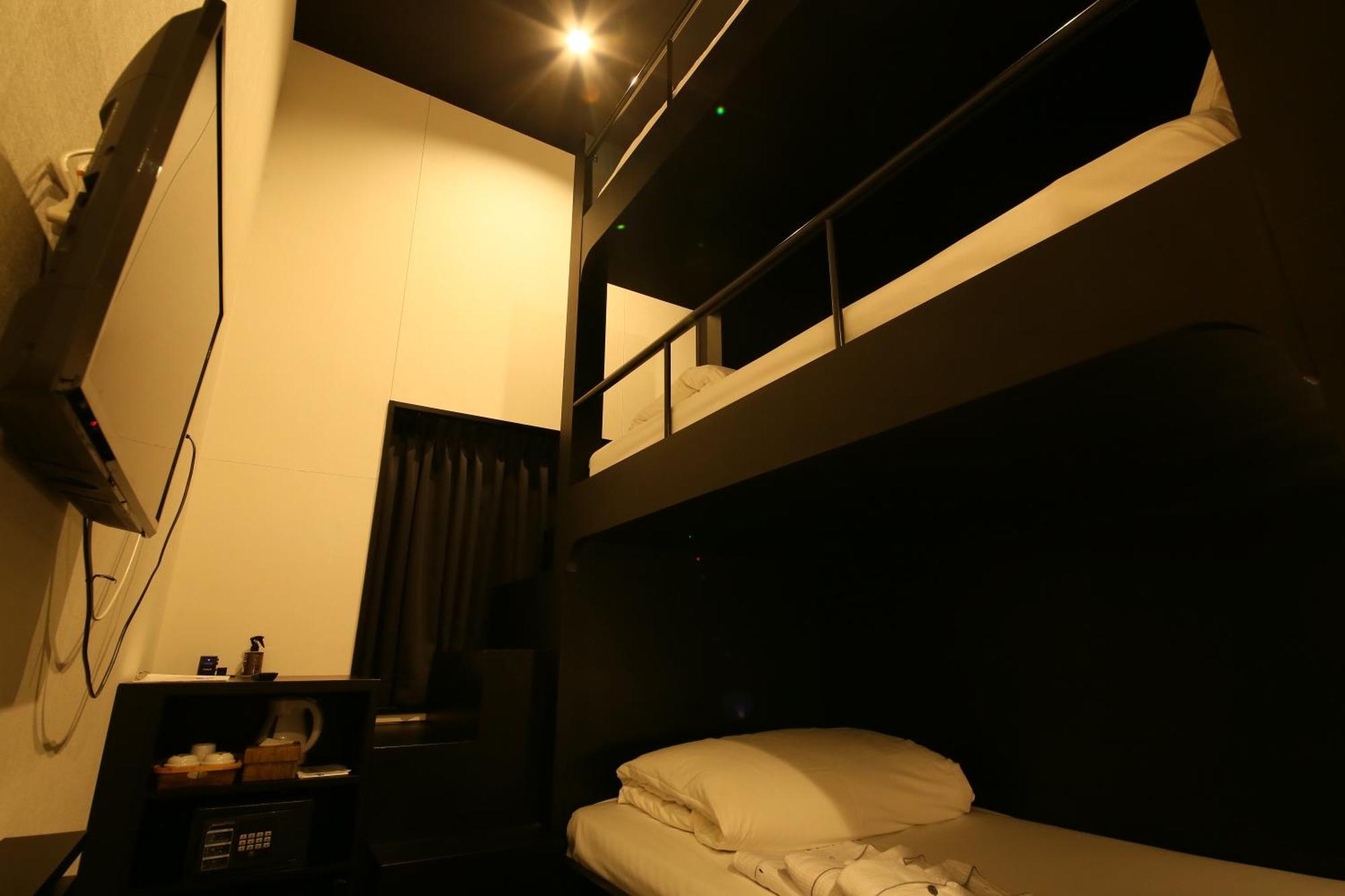 Hotel Trad Replay Osaka Luaran gambar
